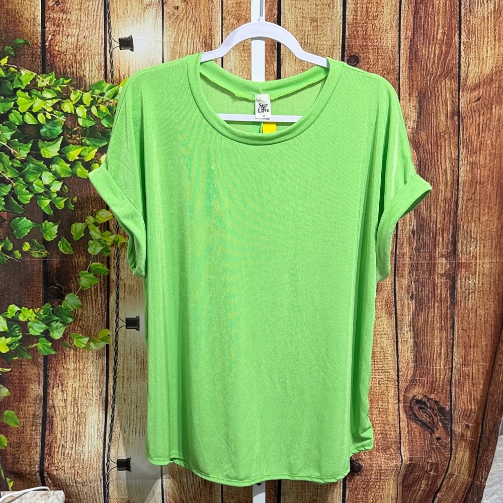 🚨(5/$10) Sew In Love Cuffed Slinky Blouse Size 2X